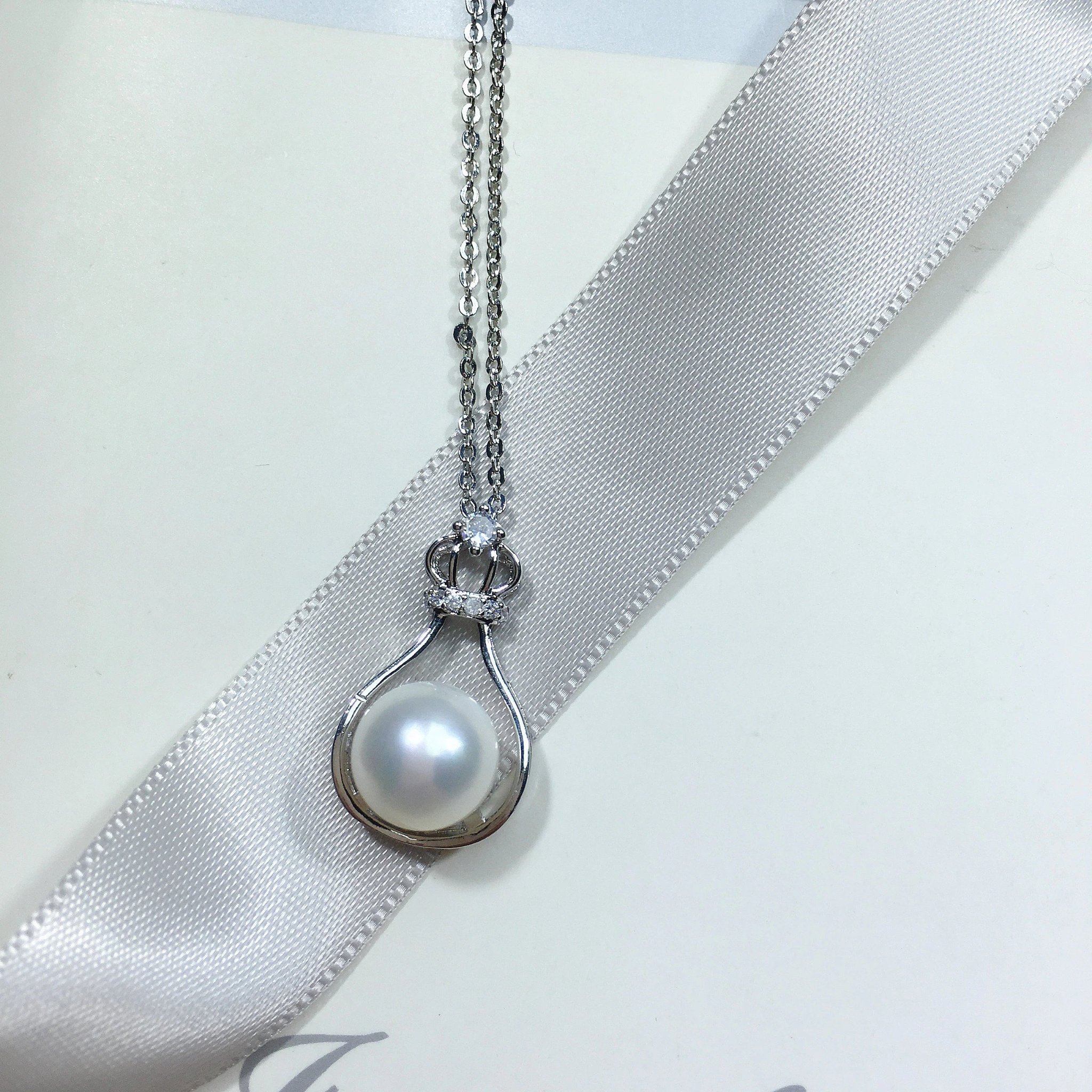 Pearl Pendant