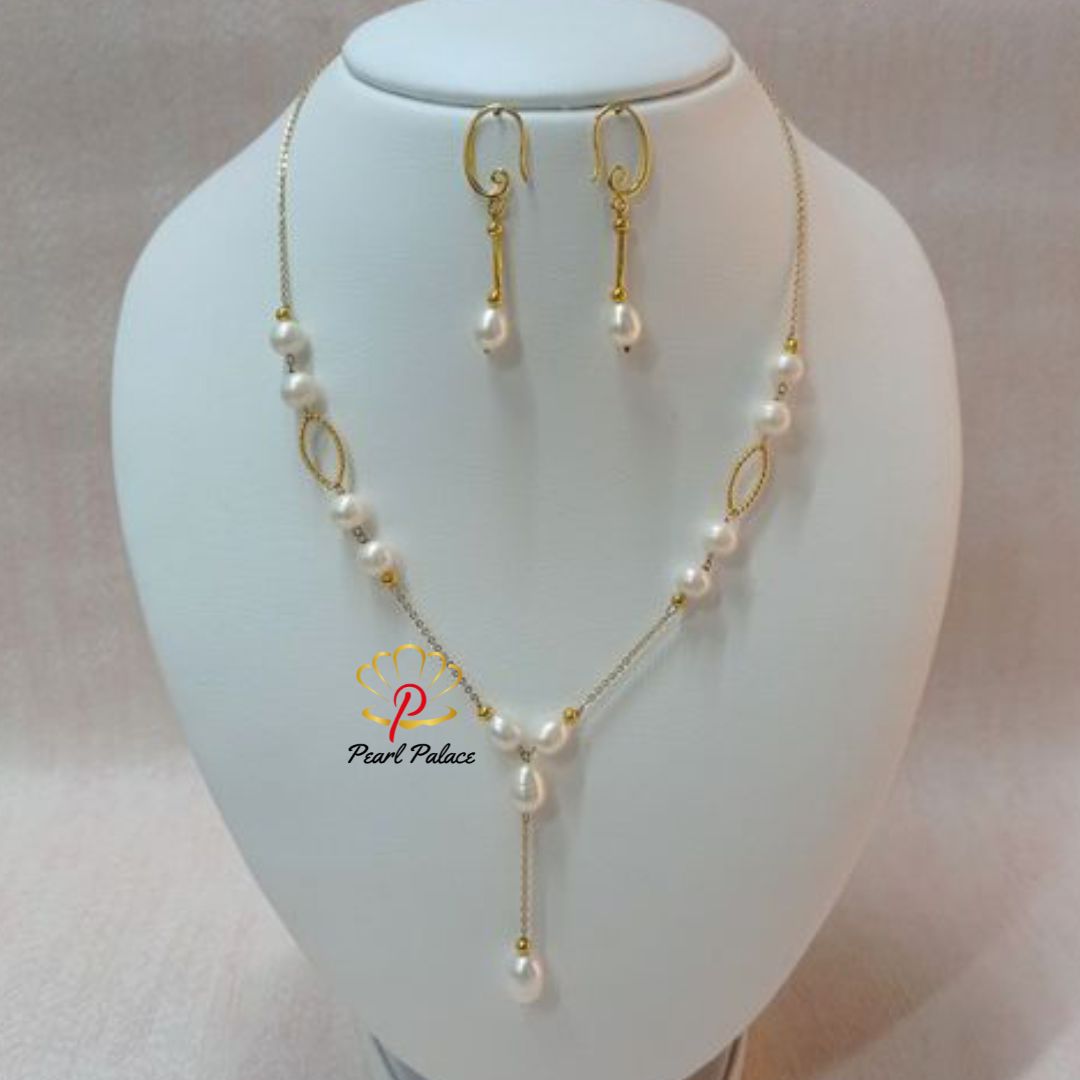 Elegant 18K gold plated Y-necklace and earring set.